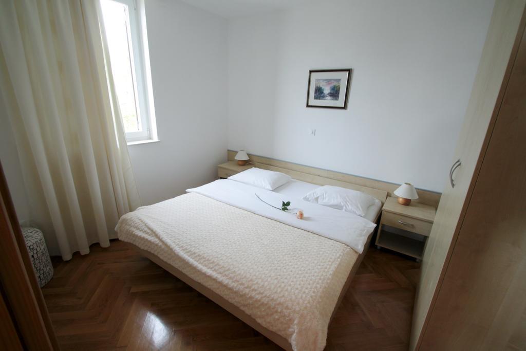 Tamarix Apartment