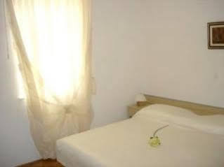 Tamarix Apartment